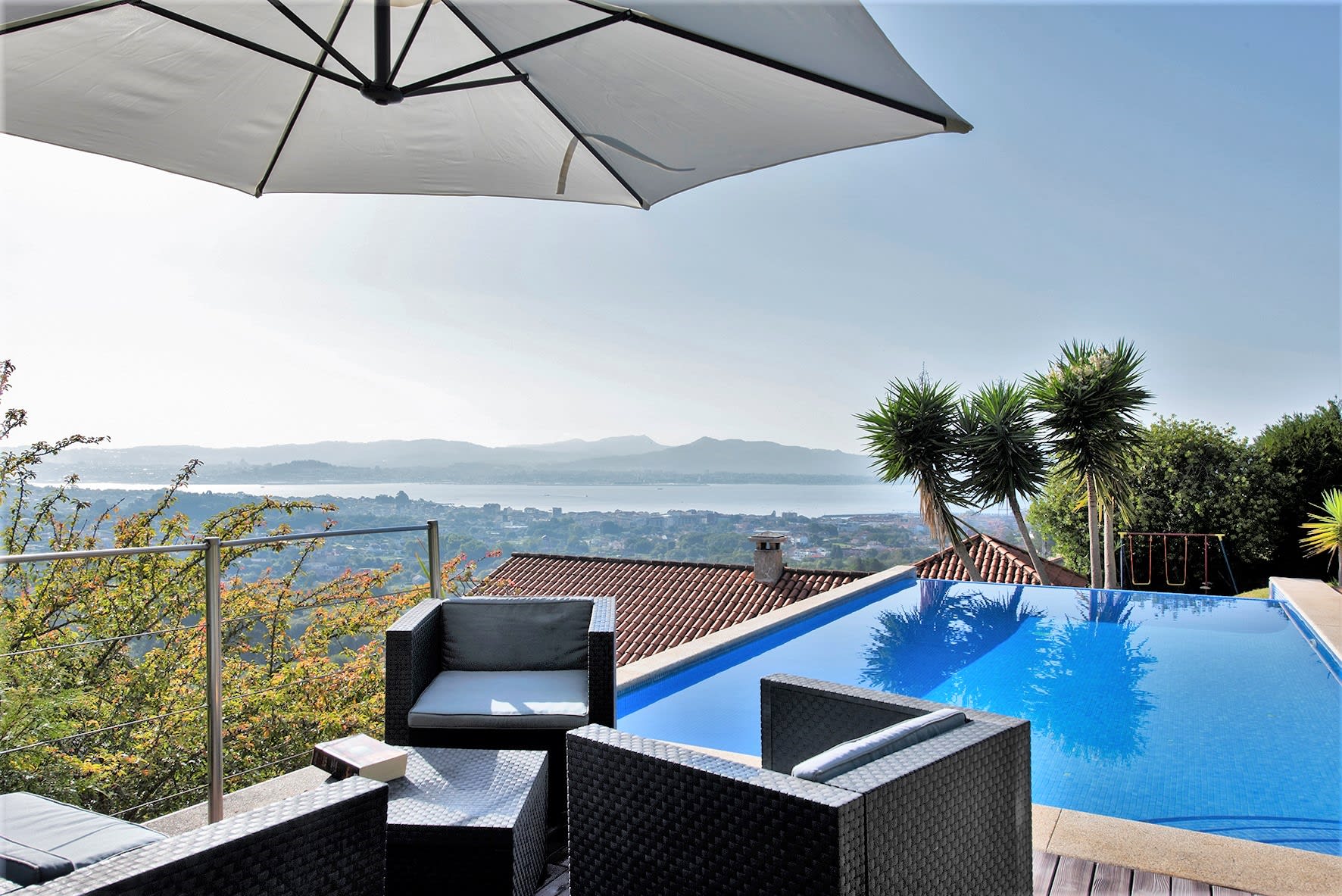 Villa Cangas con Vistas a las Islas Cíes