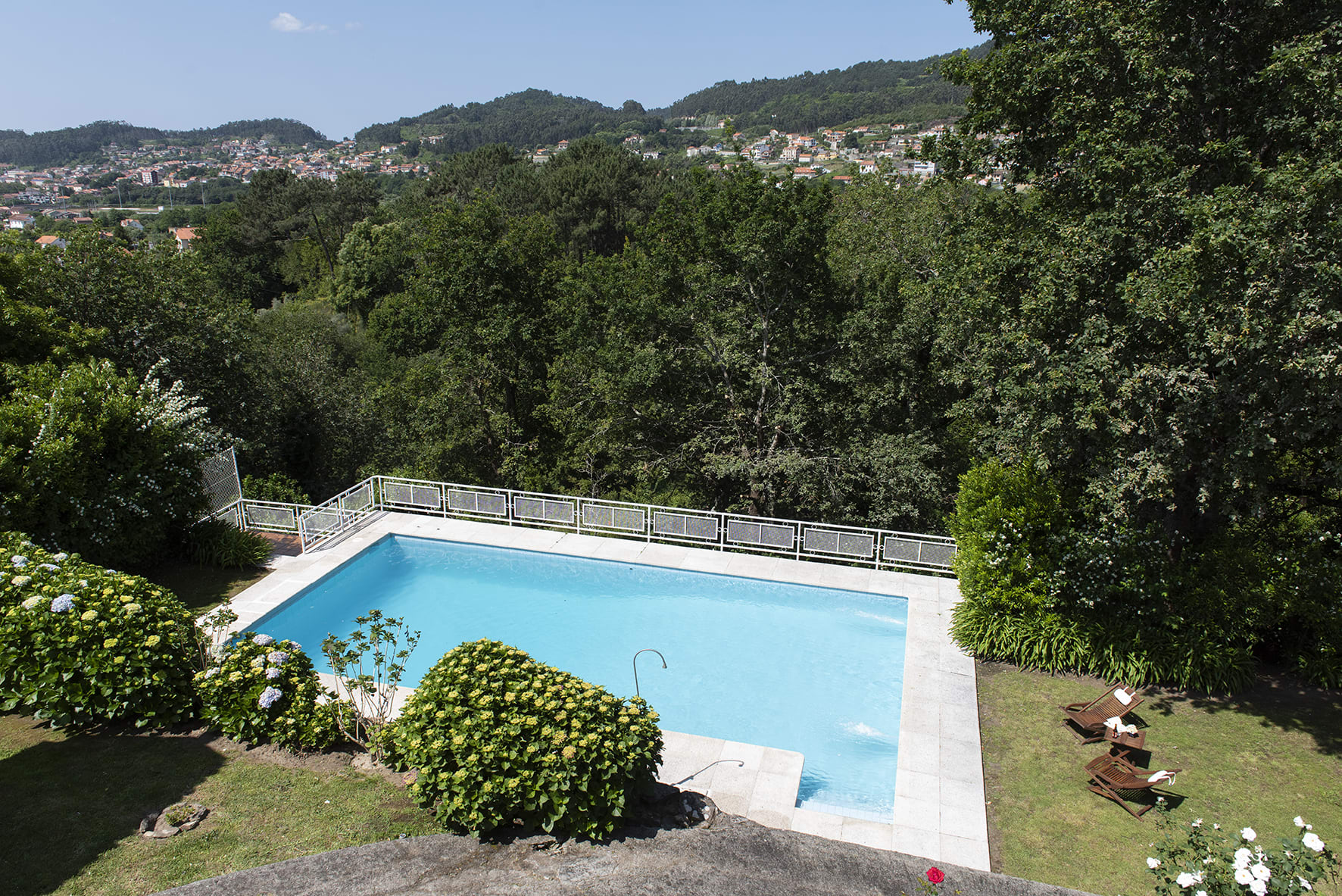 Villa Rodeira con Piscina
